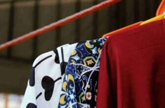 How Do You Get 10% Off at Saks?